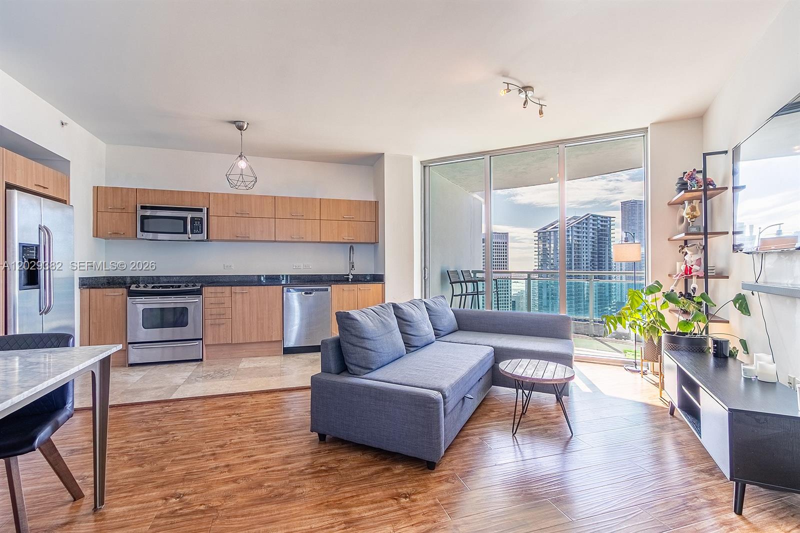 350 S Miami Ave Unit: 3914