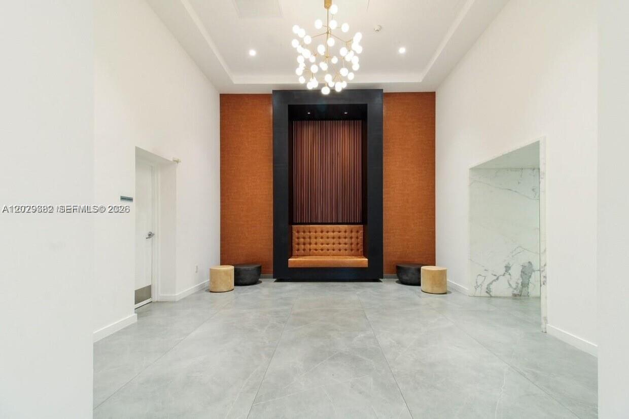 350 S Miami Ave Unit: 3914