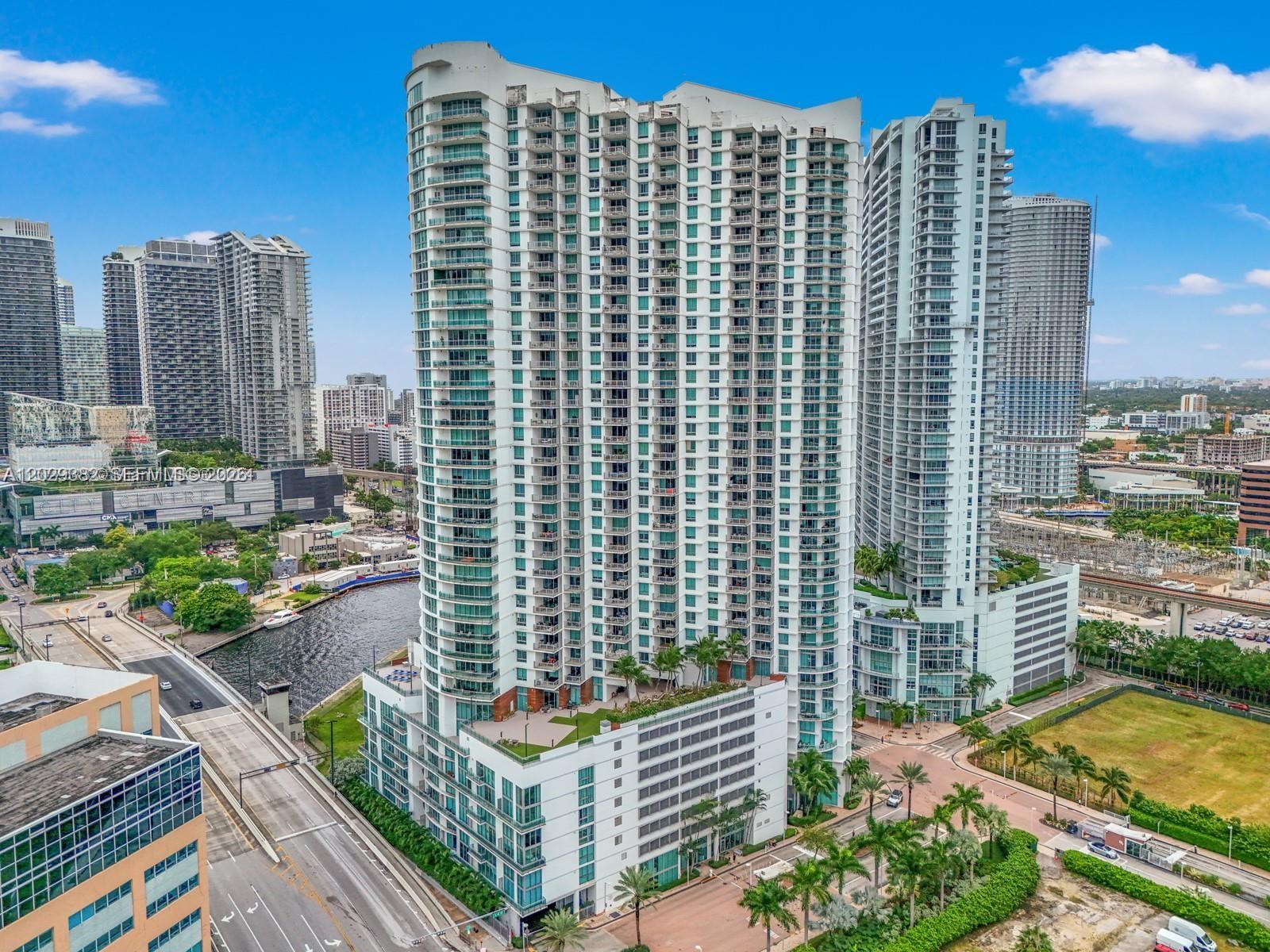 350 S Miami Ave Unit: 3914