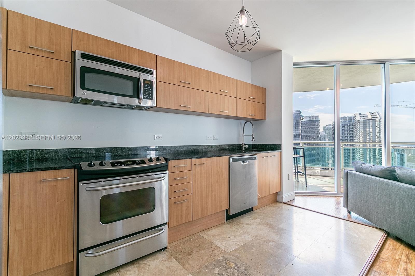 350 S Miami Ave Unit: 3914