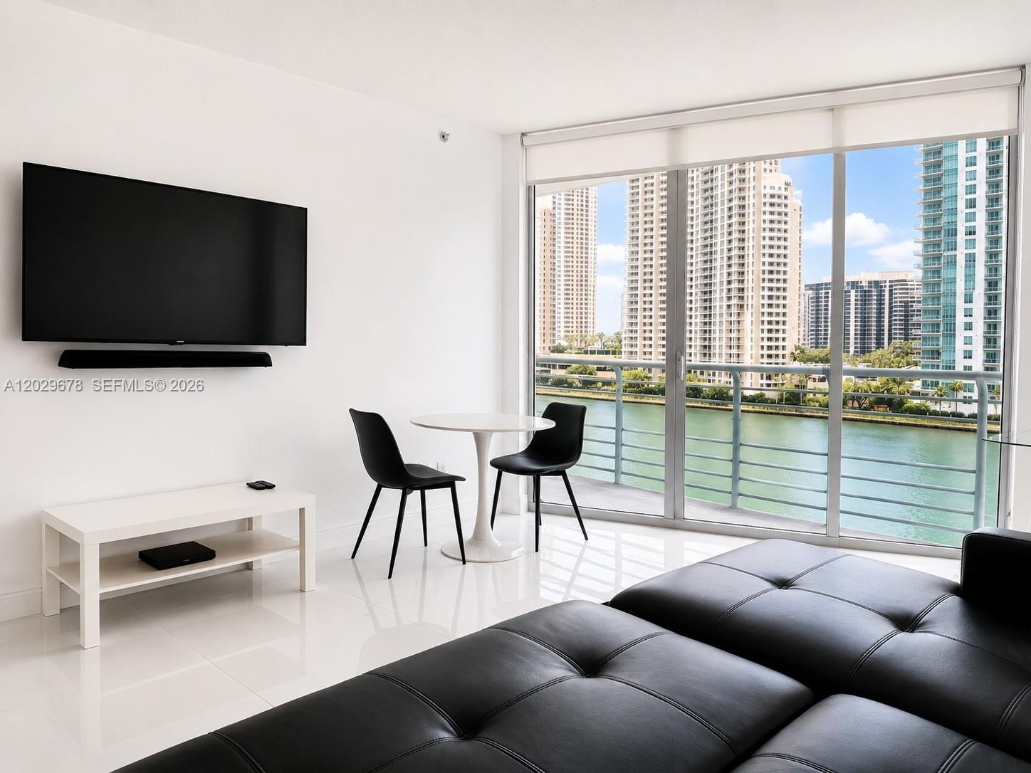 325 S Biscayne Blvd # 717