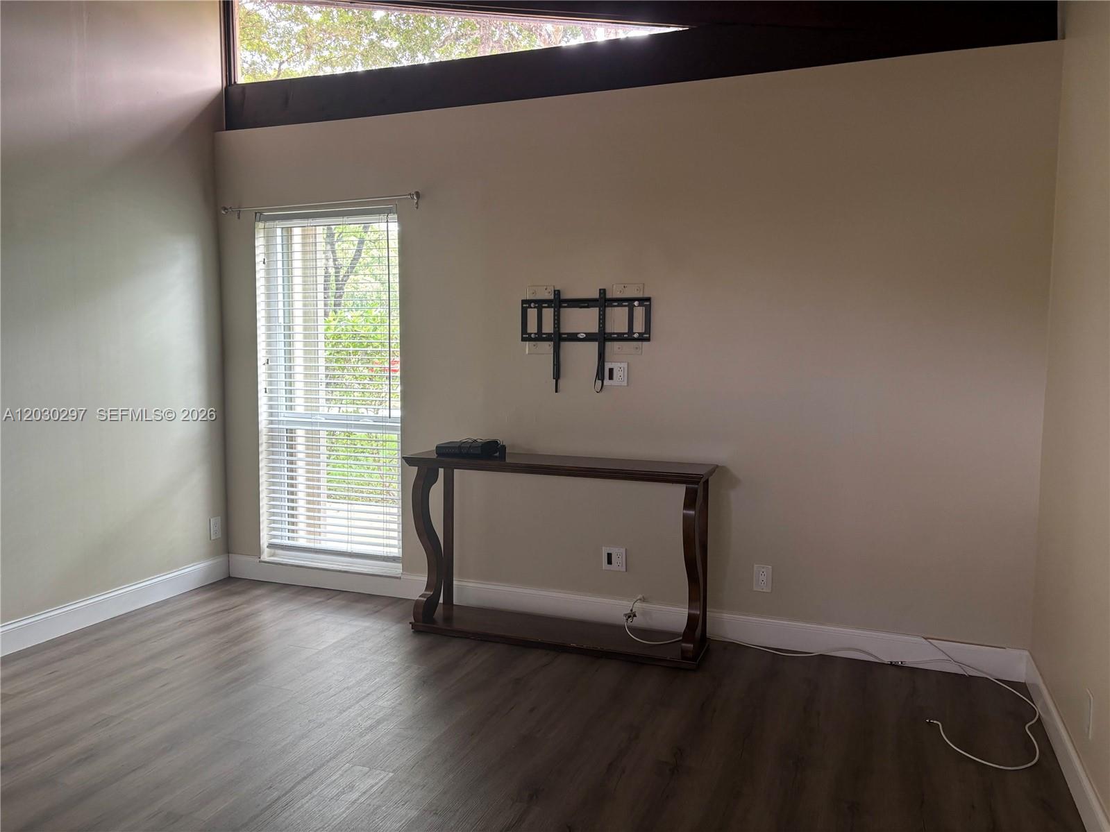 100 Gate Rd # 63 Unit: 3-63