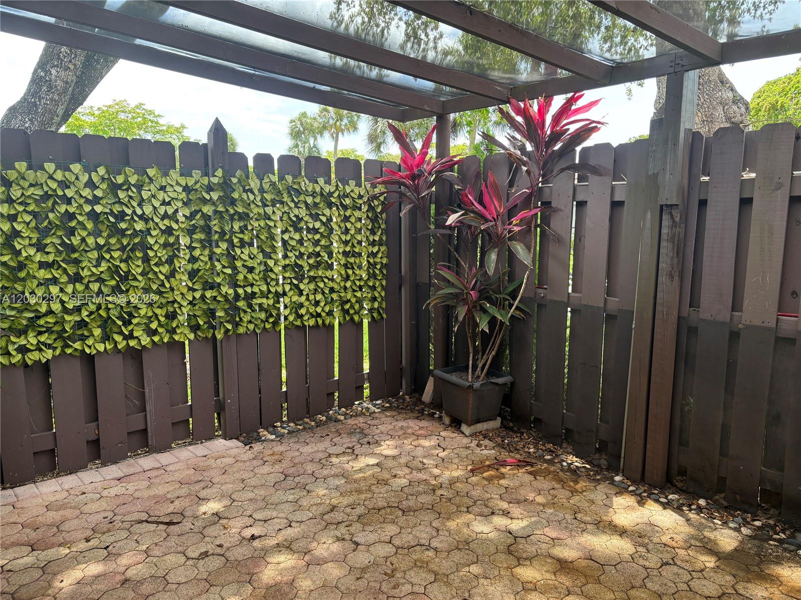 100 Gate Rd # 63 Unit: 3-63