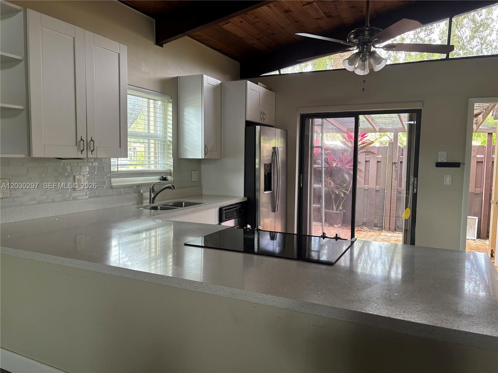 100 Gate Rd # 63 Unit: 3-63