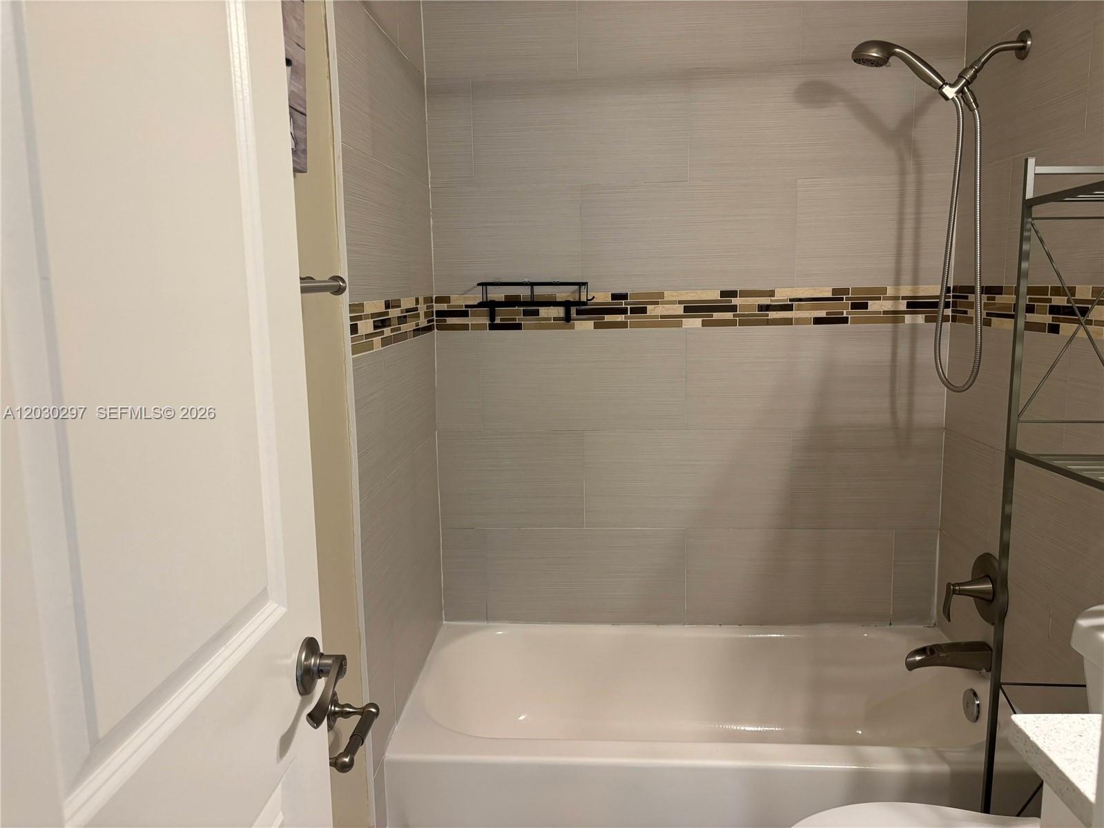 100 Gate Rd # 63 Unit: 3-63