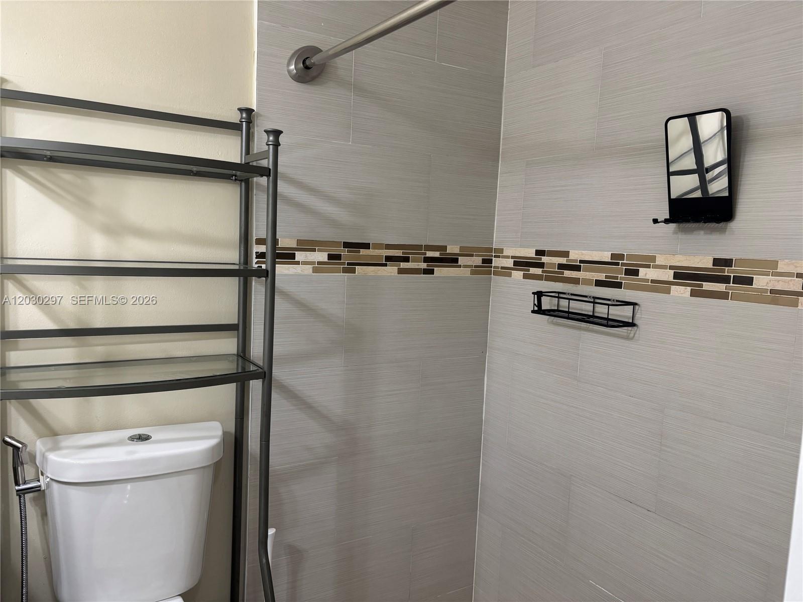 100 Gate Rd # 63 Unit: 3-63