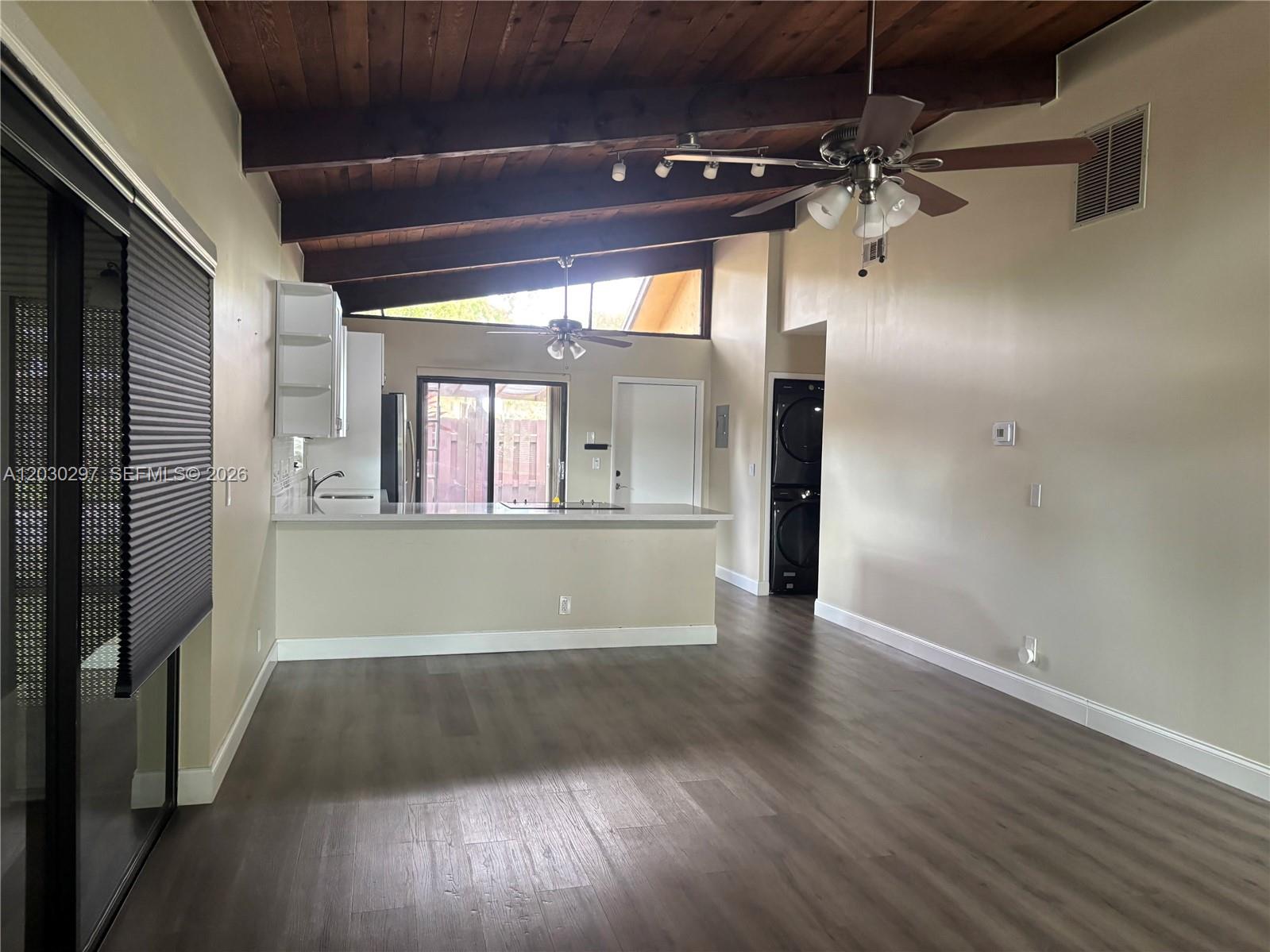 100 Gate Rd # 63 Unit: 3-63
