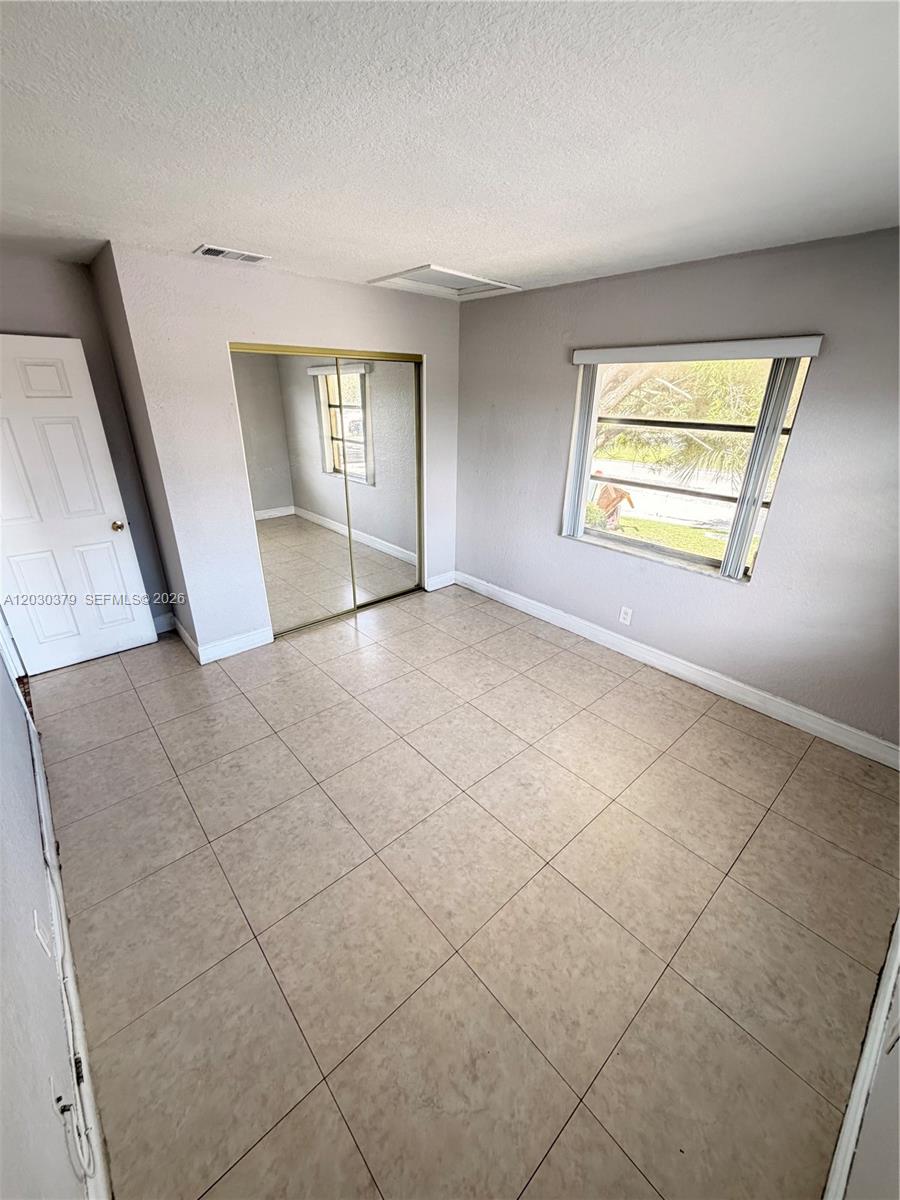 412 S Lakeside Dr # 223