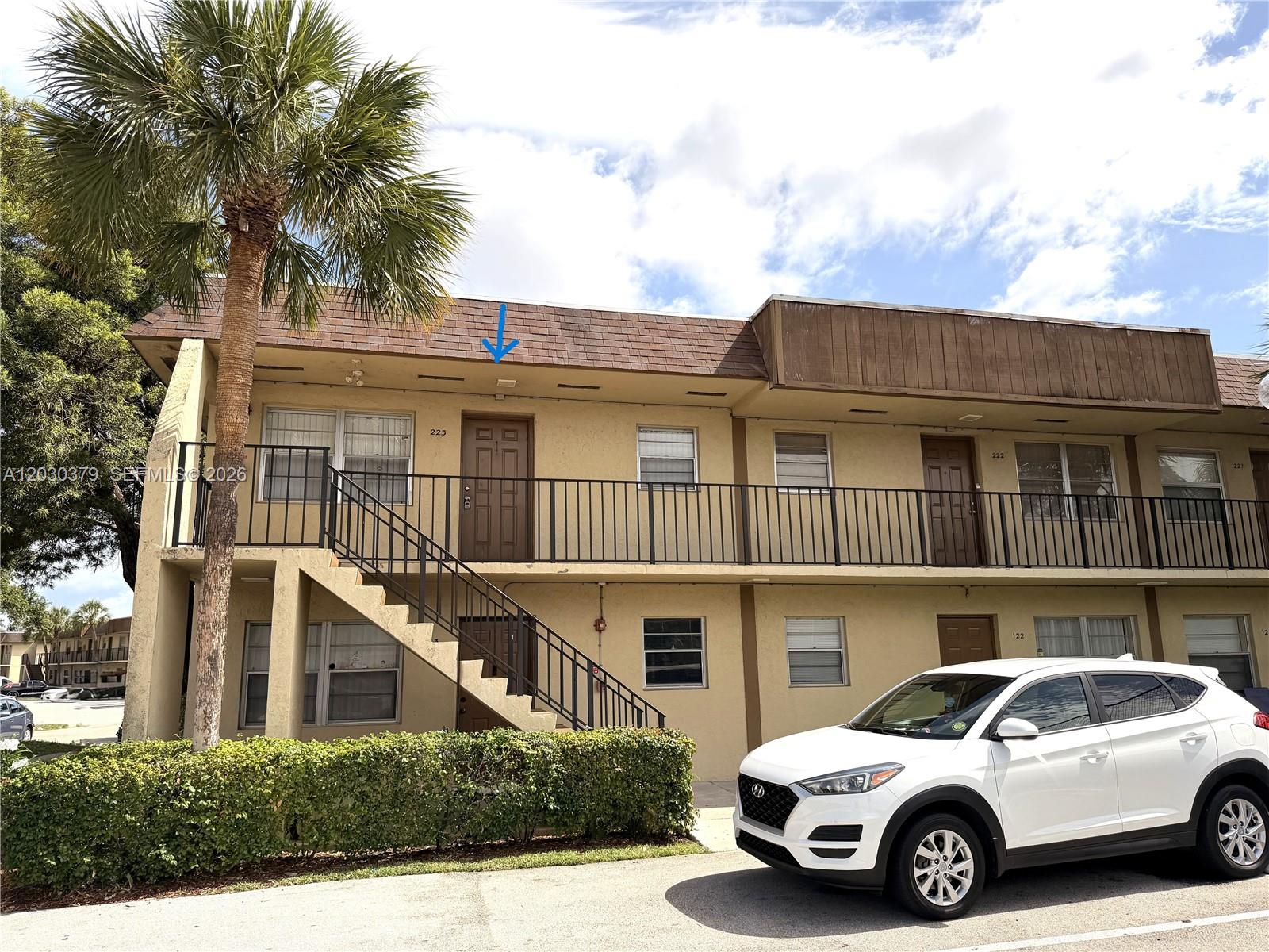 412 S Lakeside Dr # 223