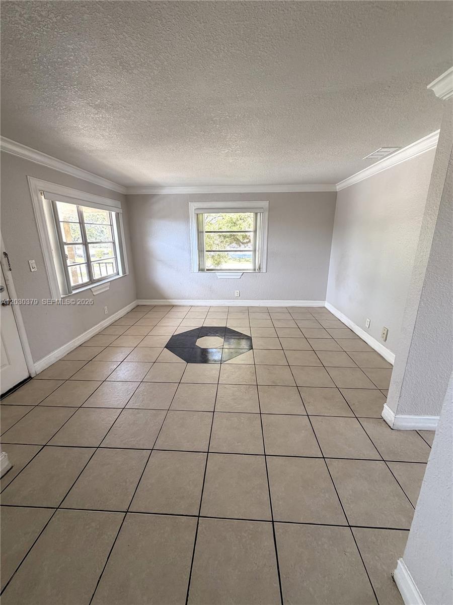 412 S Lakeside Dr # 223