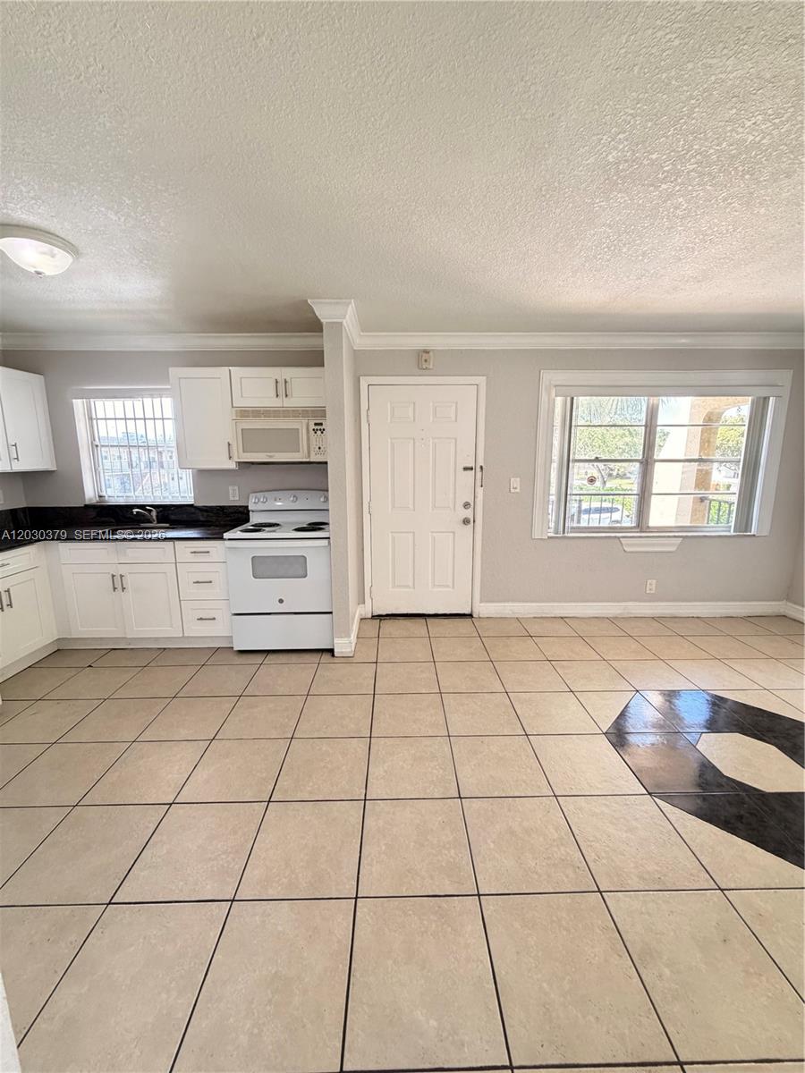 412 S Lakeside Dr # 223