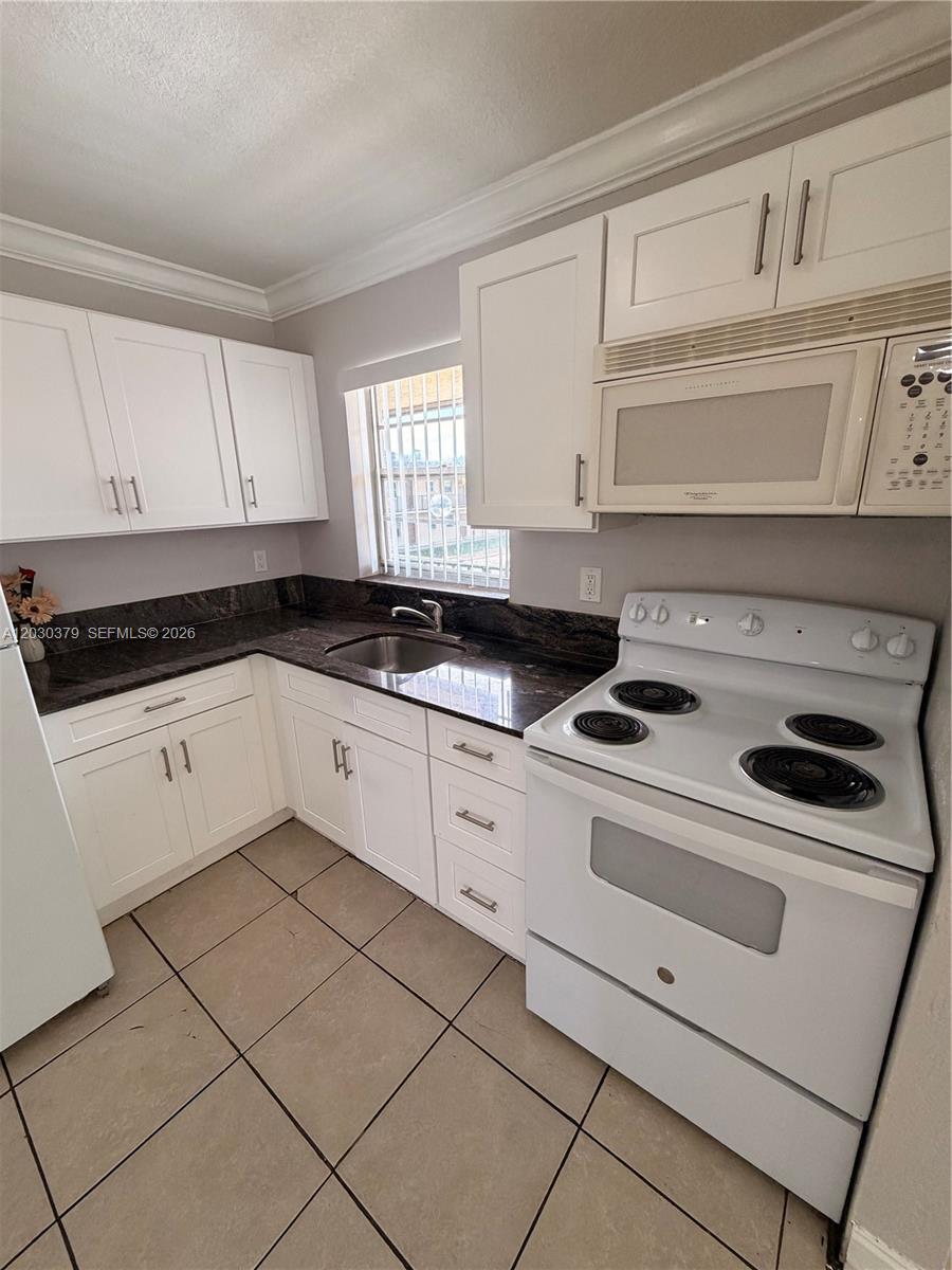 412 S Lakeside Dr # 223