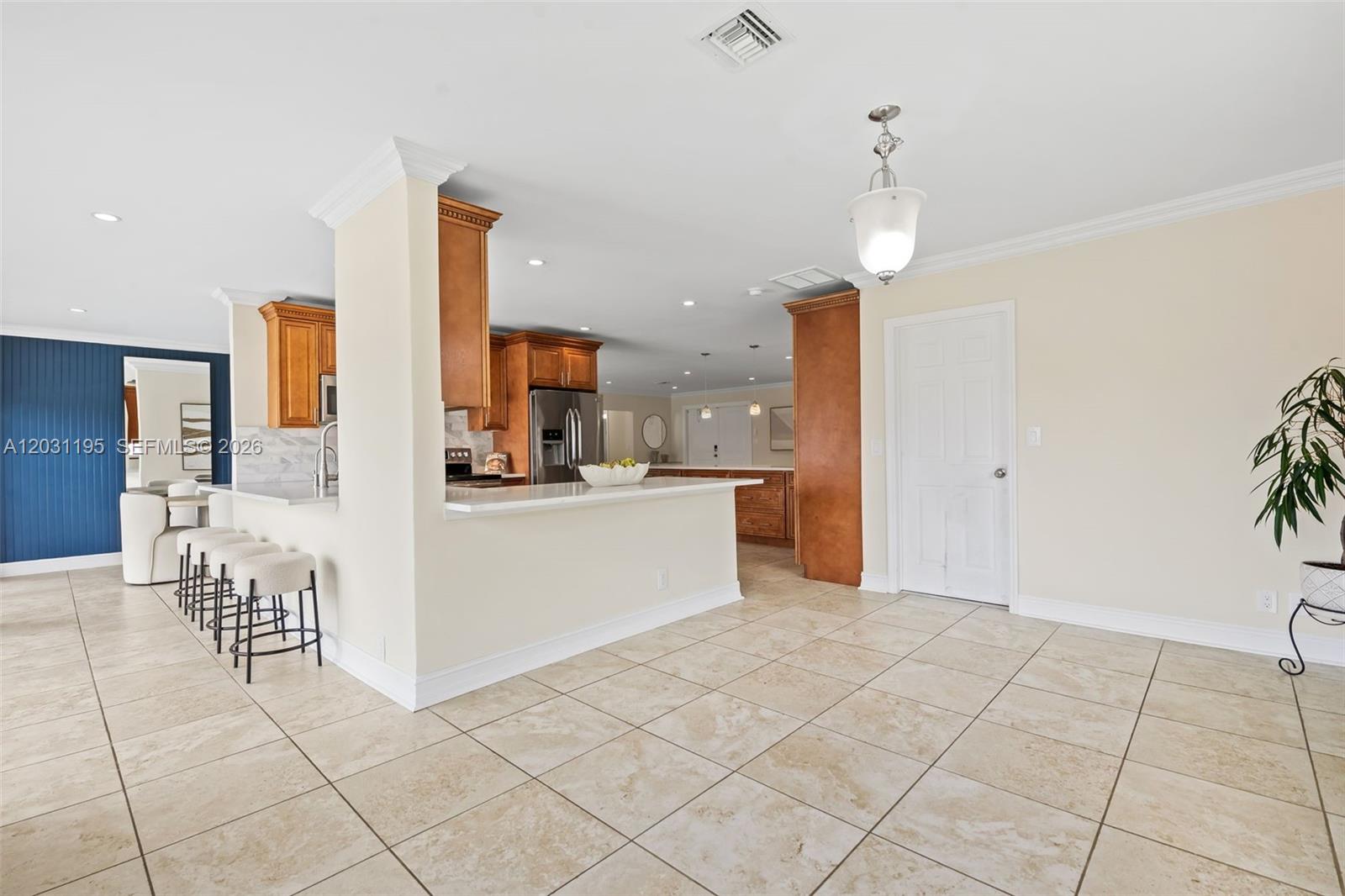 370 SE 12th Ave