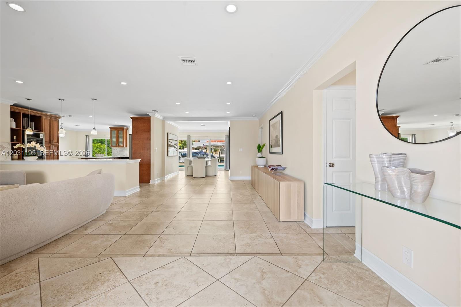 370 SE 12th Ave