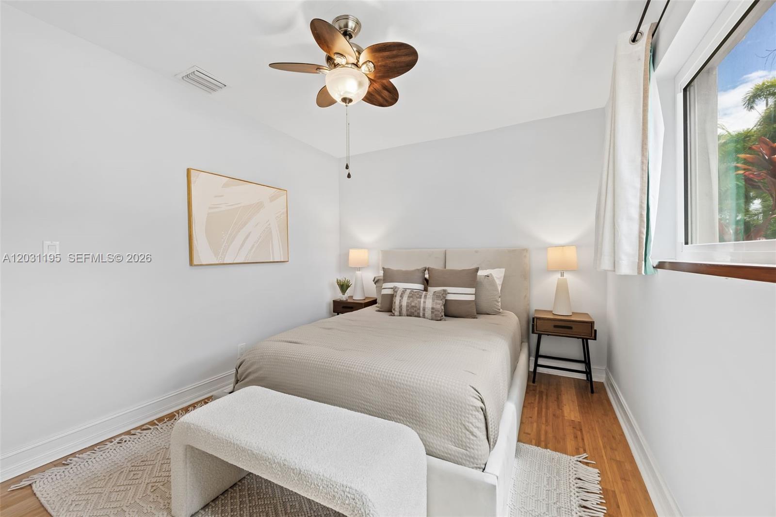 370 SE 12th Ave