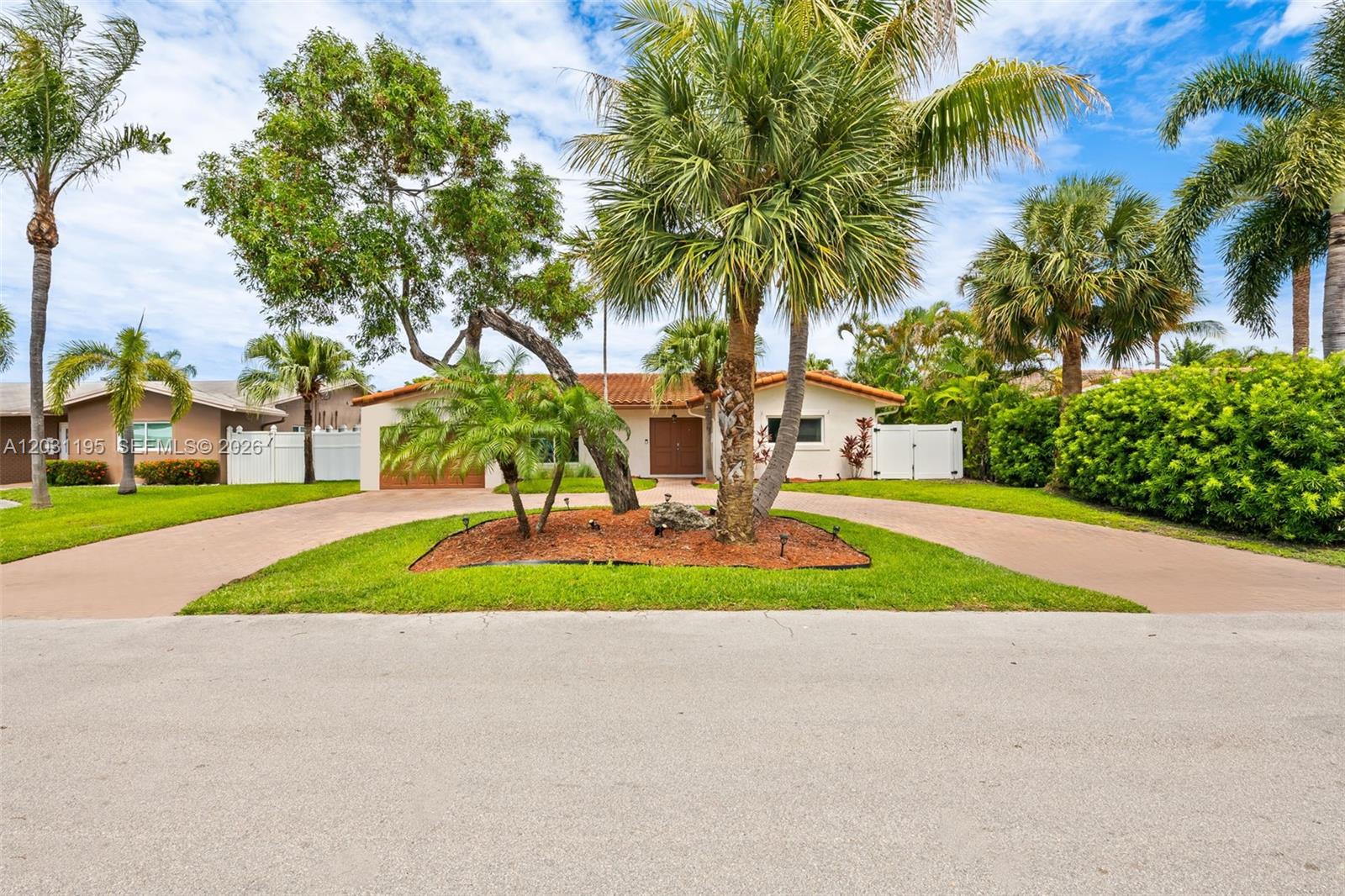 370 SE 12th Ave