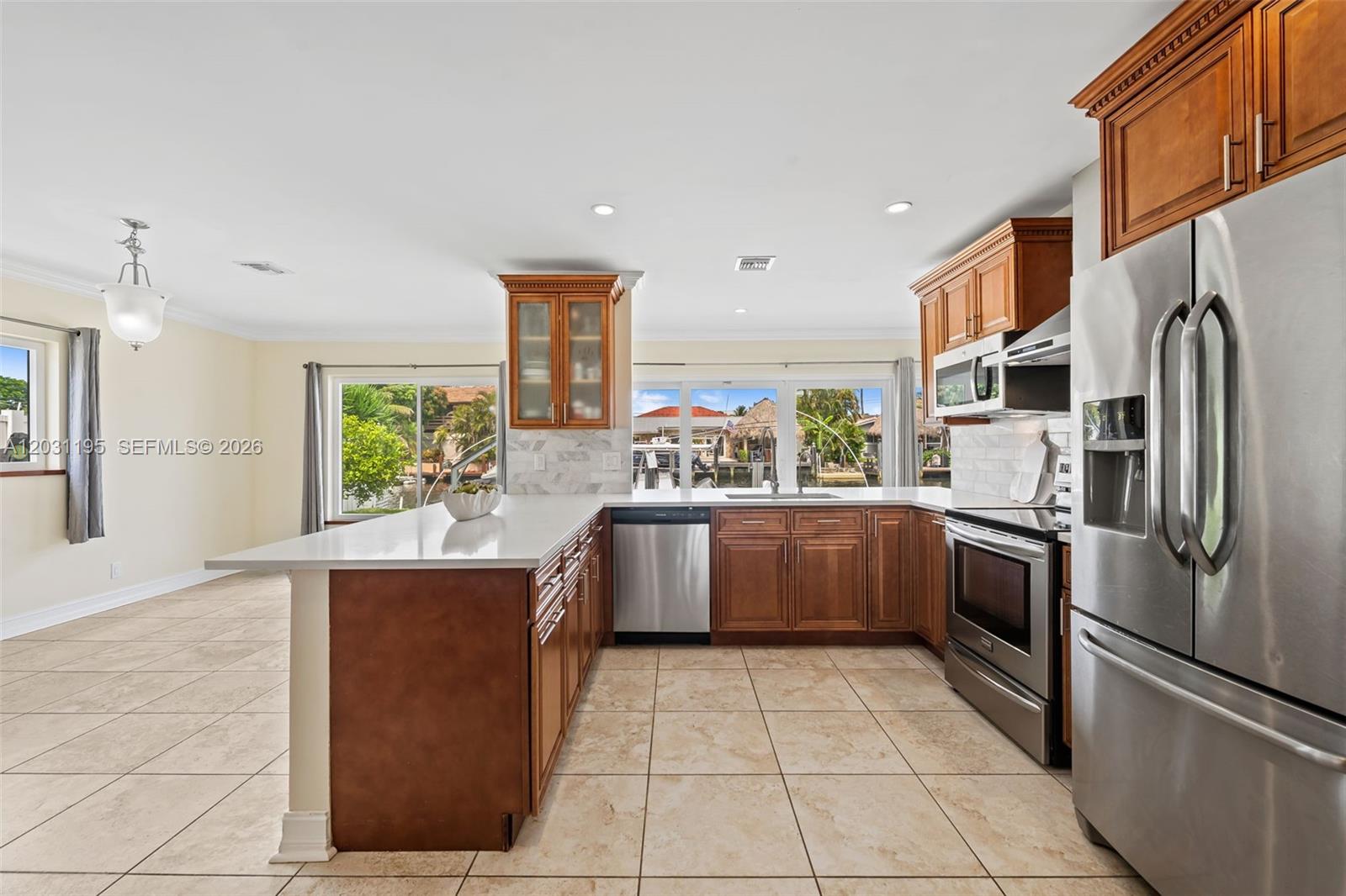 370 SE 12th Ave