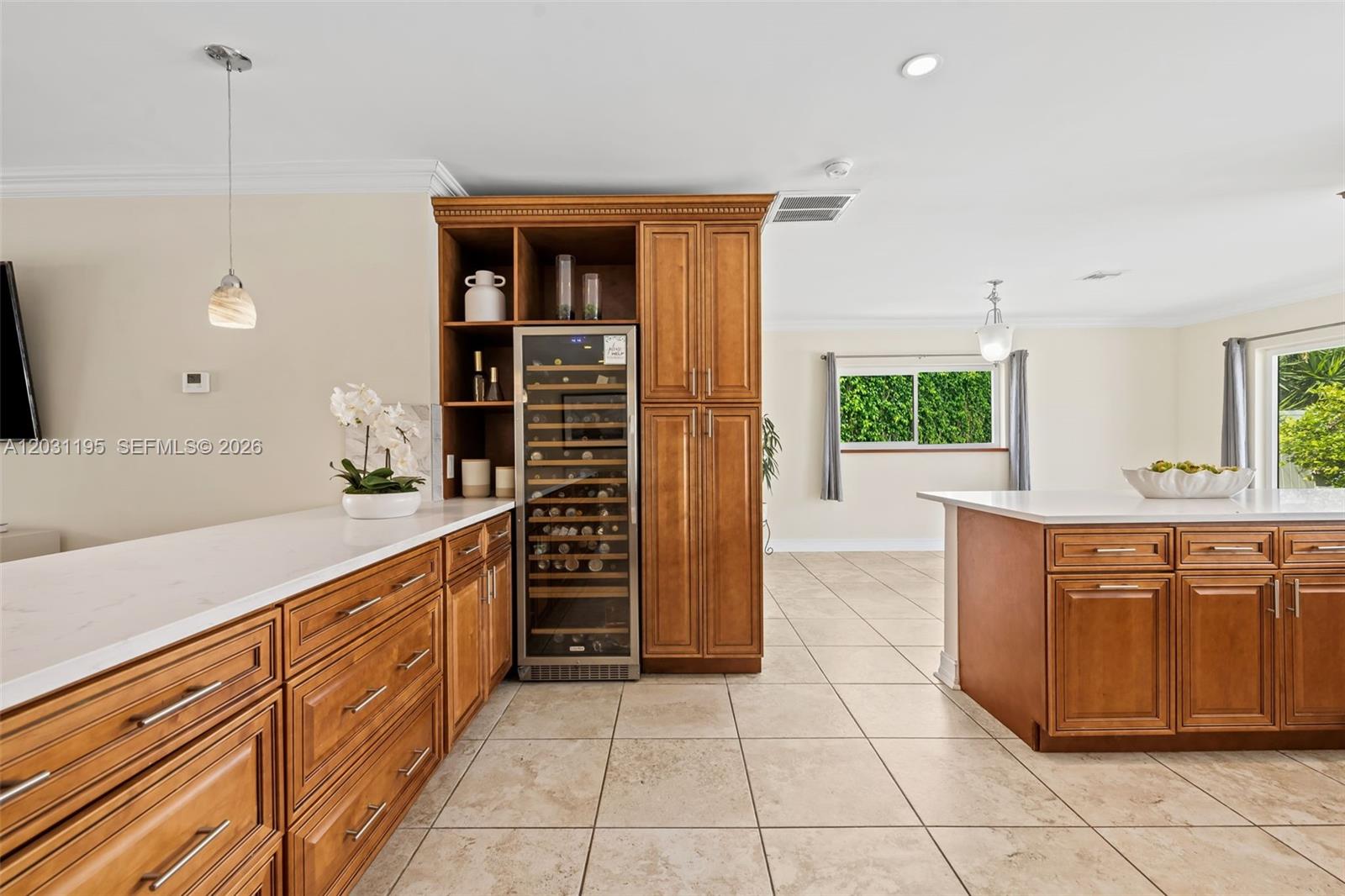 370 SE 12th Ave