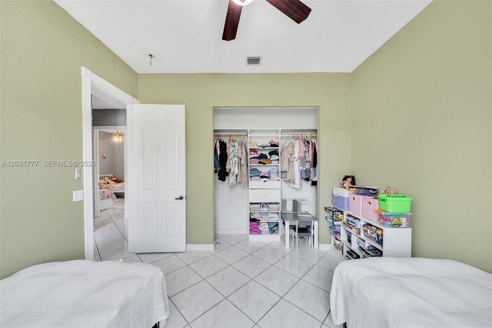 8908 NW 40th St