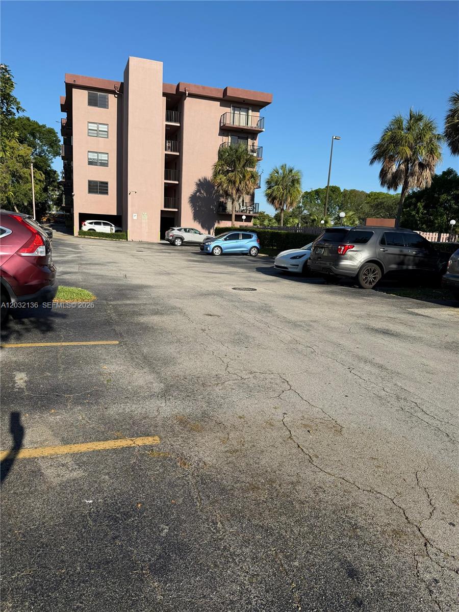 605 NW 72nd Ave # 509