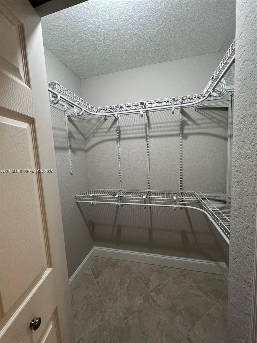 1097 Coral Club Dr # 1097