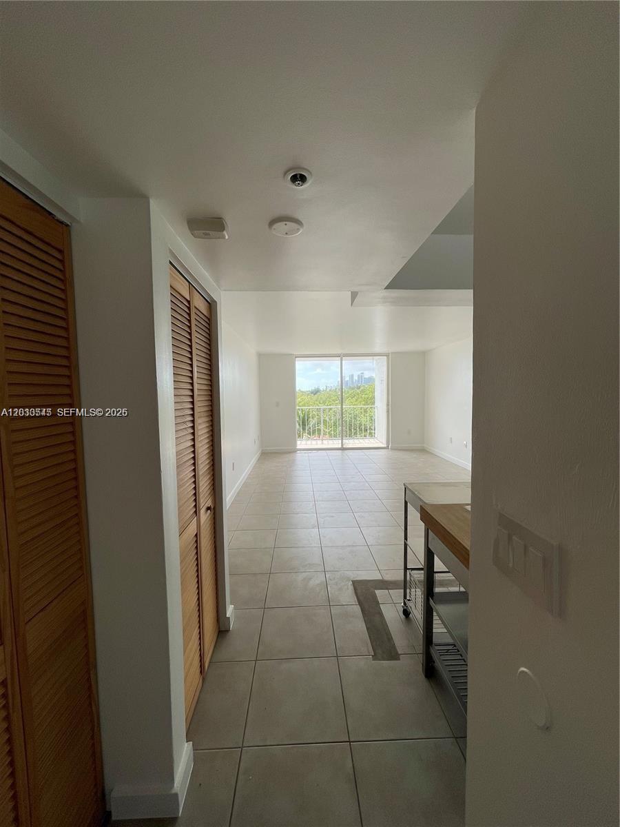 700 NE 63rd St # D606