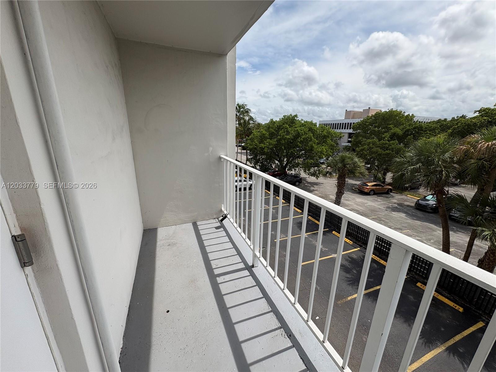 16740 NE 9th Ave # 303