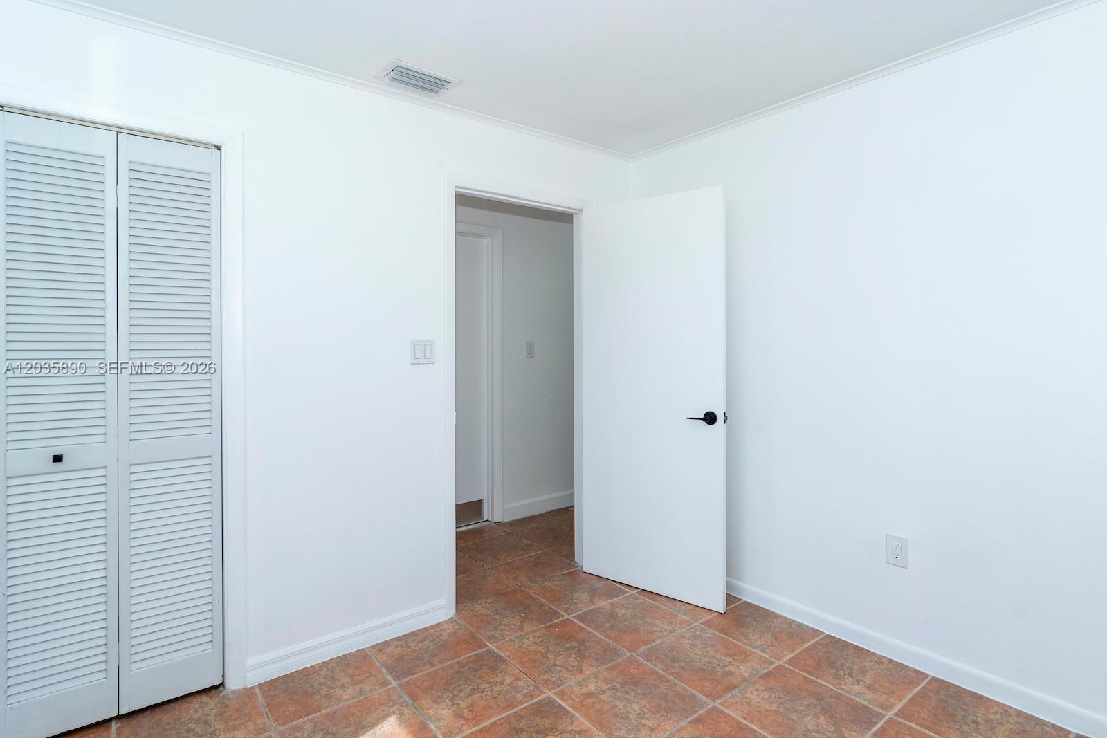2729 SW 67th Ave # 0 Unit: #0