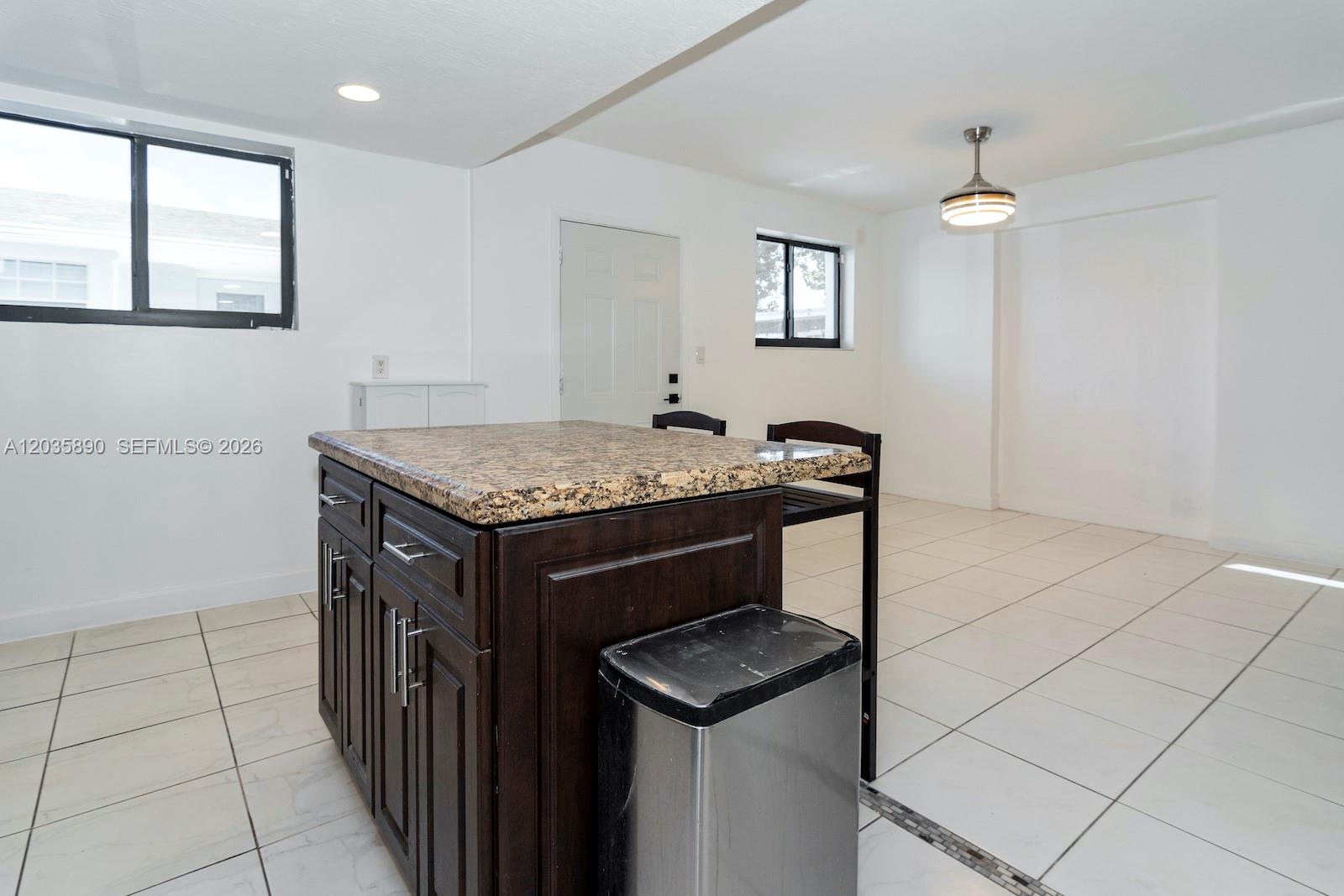 2729 SW 67th Ave # 0 Unit: #0