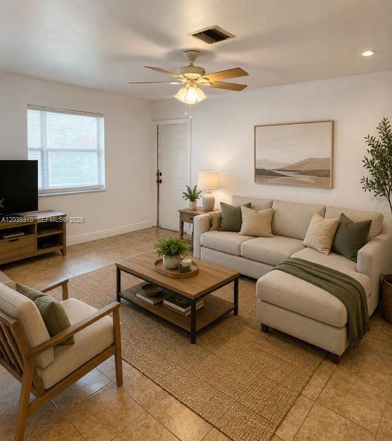 356 SW 2nd Pl # 3 Unit: 1-3