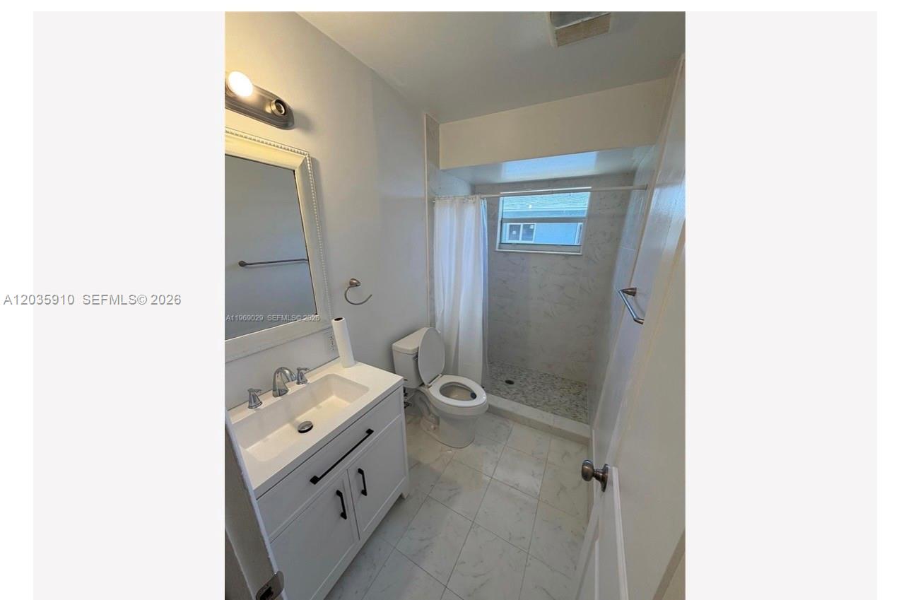 356 SW 2nd Pl # 3 Unit: 1-3