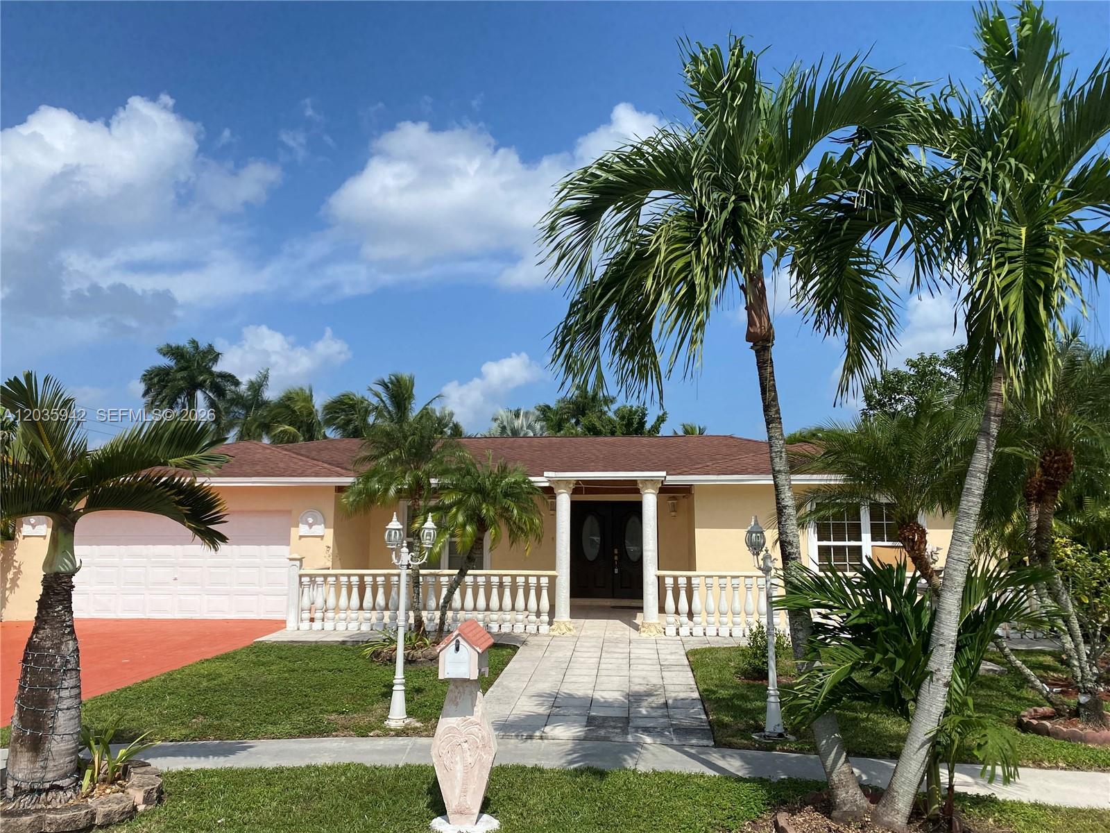 490 Bonaventure Blvd