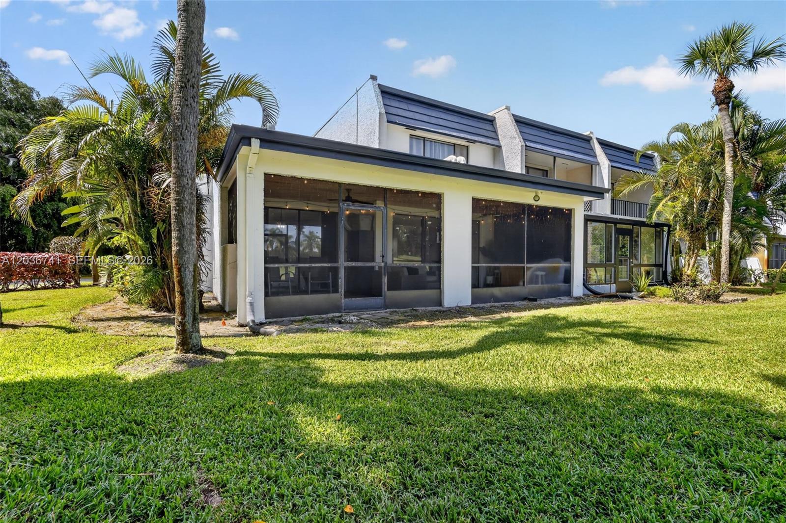 4427 Luxemburg Ct
