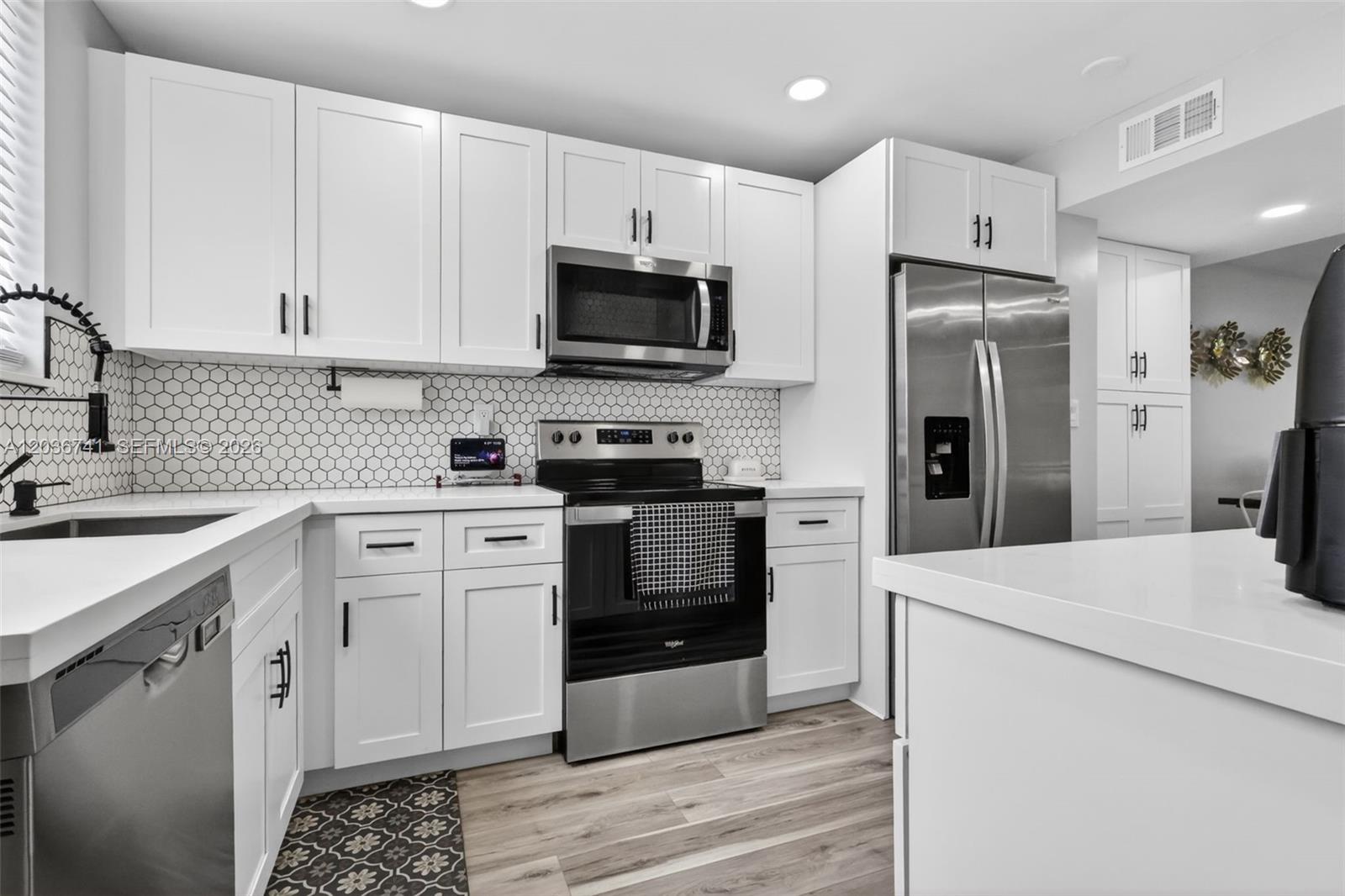 4427 Luxemburg Ct