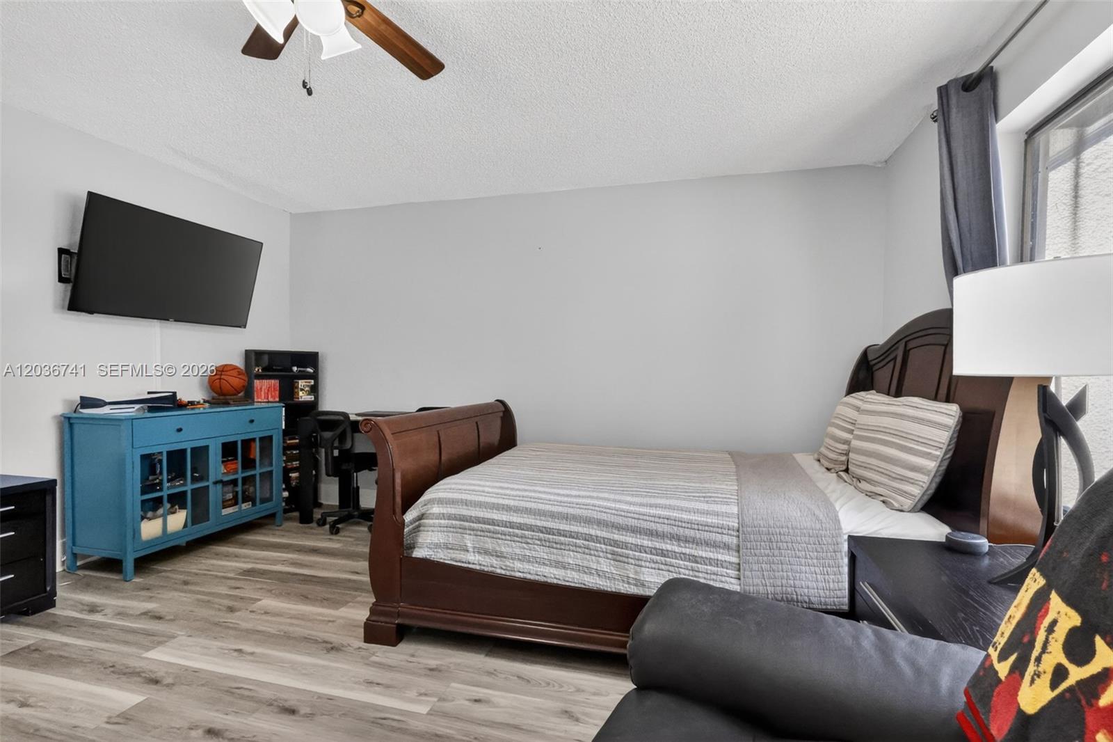 4427 Luxemburg Ct