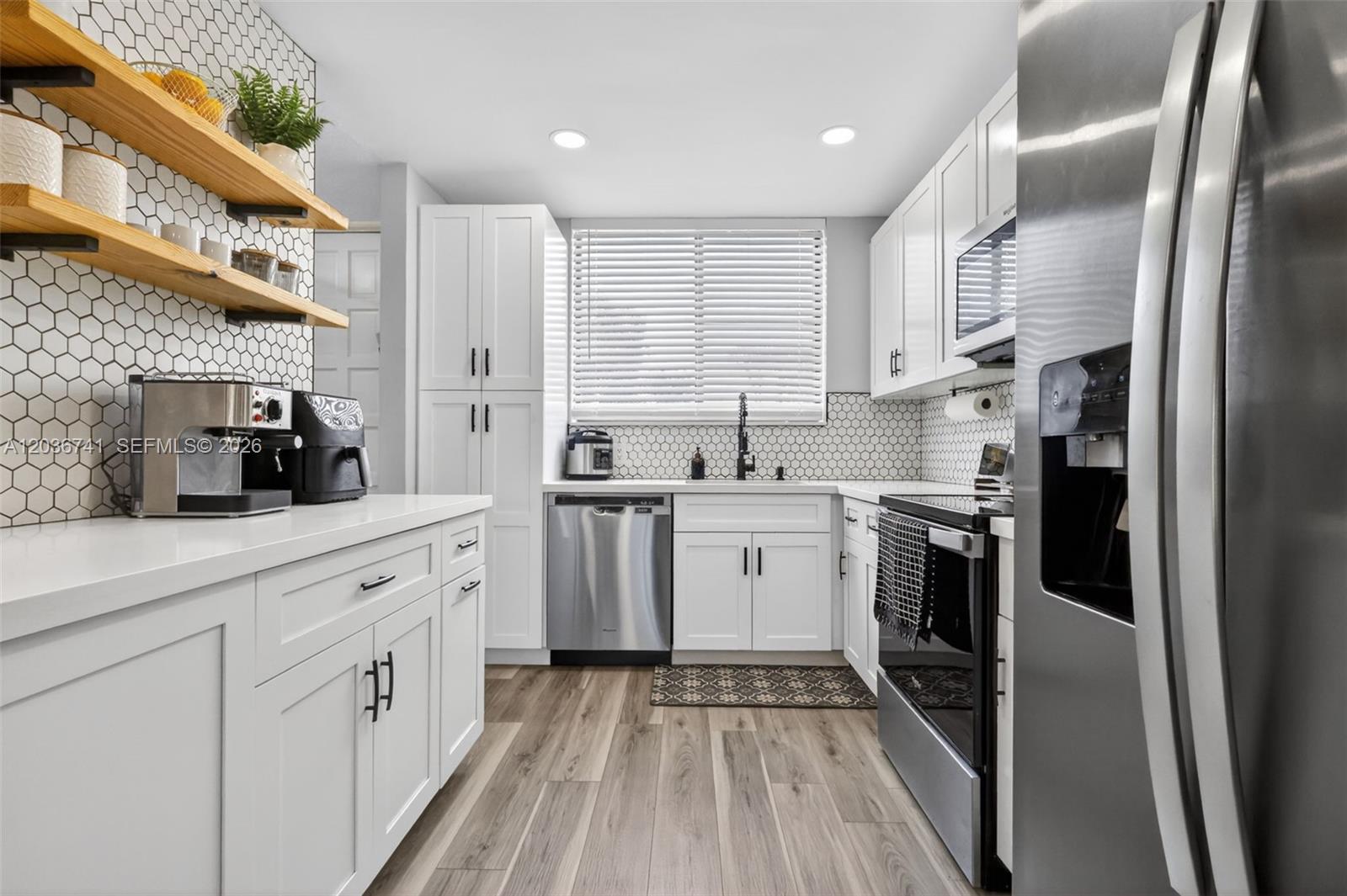 4427 Luxemburg Ct