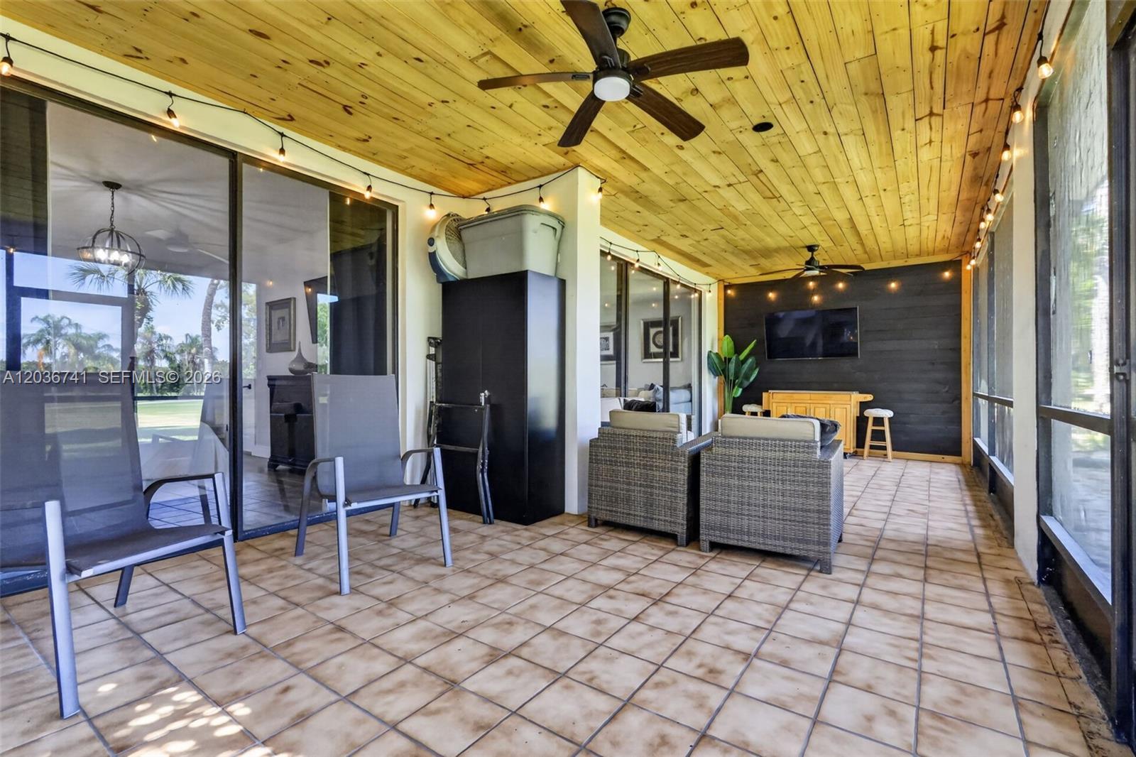 4427 Luxemburg Ct