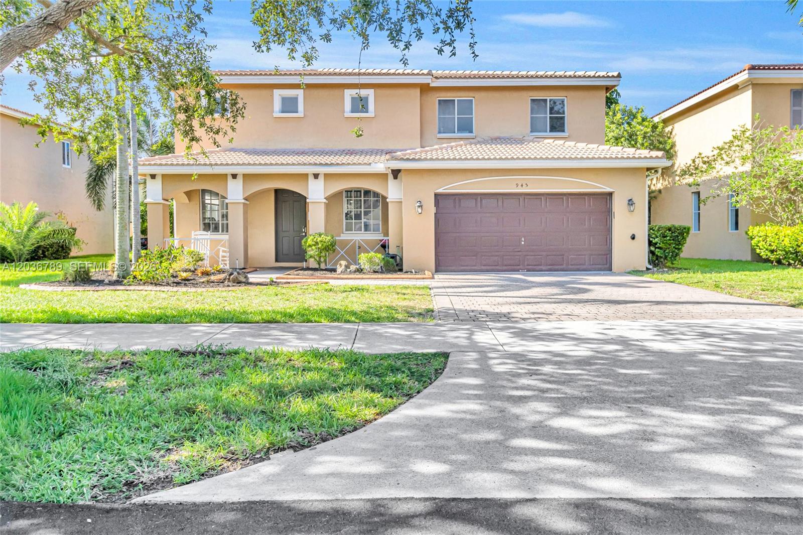 945 NW 206th St