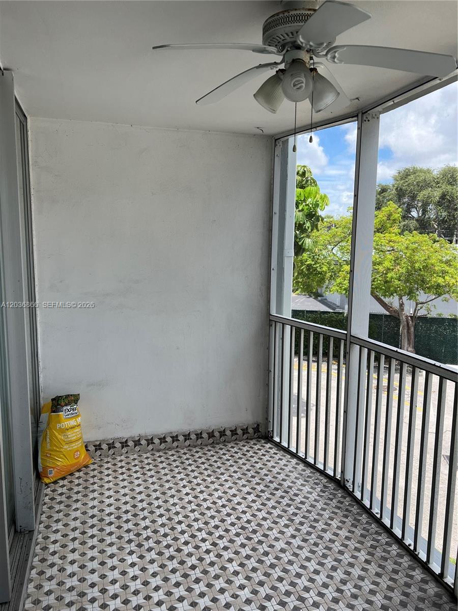 1680 NE 191st St # 2 Unit: 214-2
