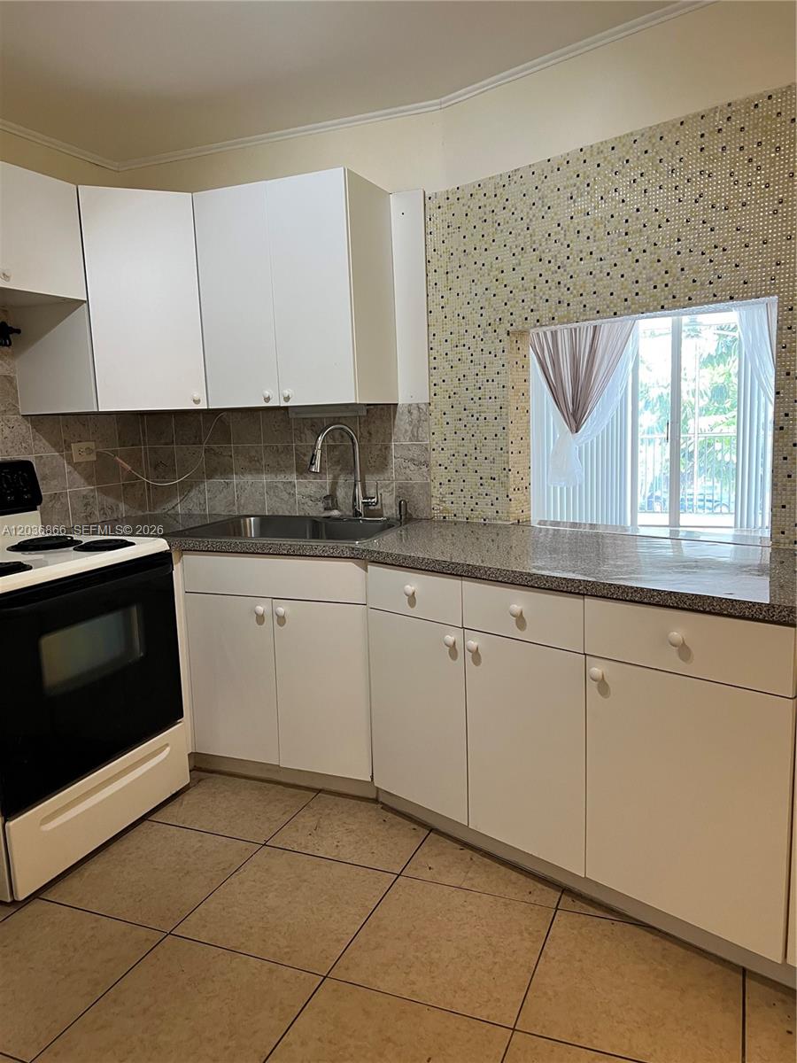 1680 NE 191st St # 2 Unit: 214-2