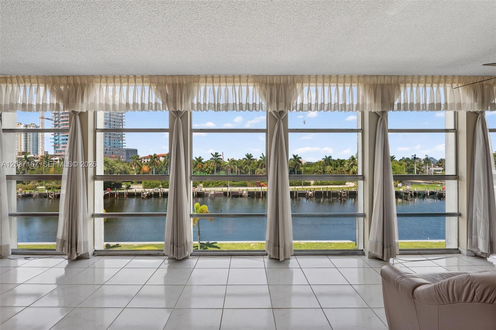 601 Three Islands Blvd # 403