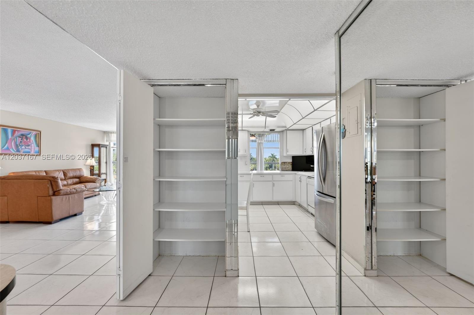 601 Three Islands Blvd # 403
