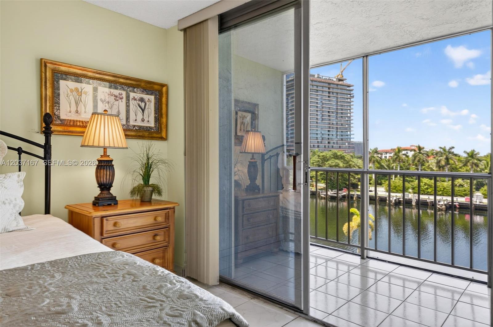 601 Three Islands Blvd # 403