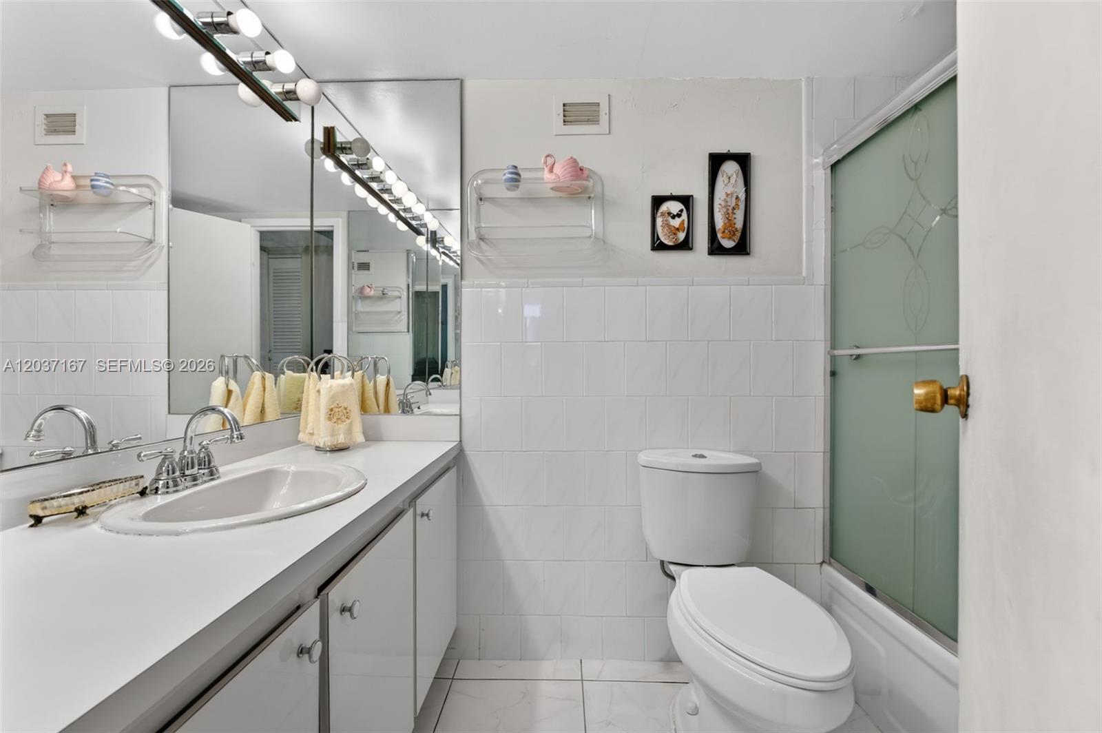 601 Three Islands Blvd # 403