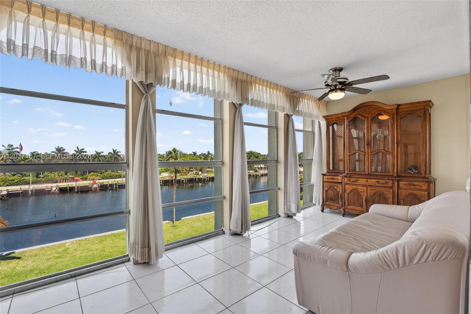 601 Three Islands Blvd # 403