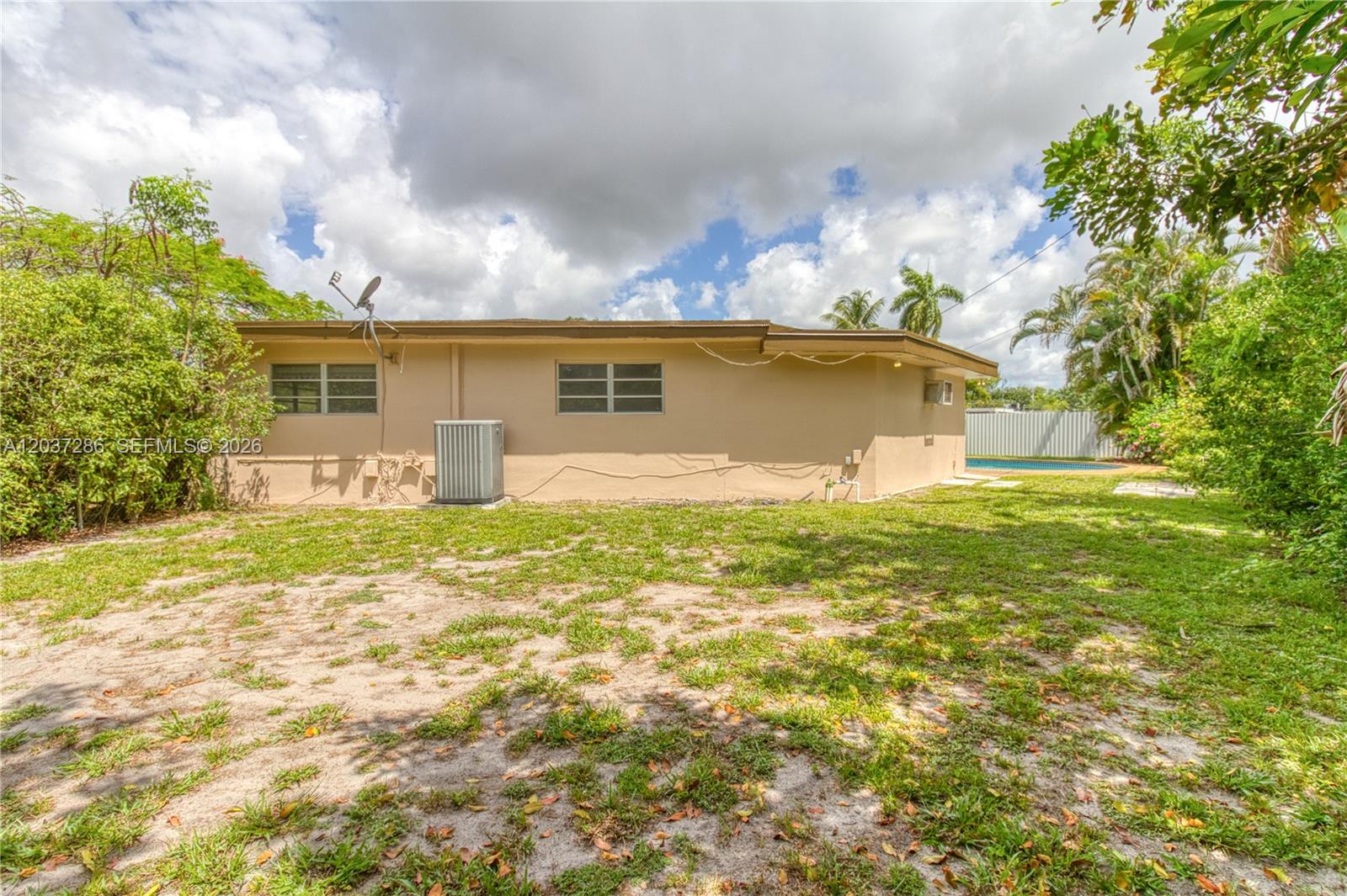 192 SW 62nd Ter