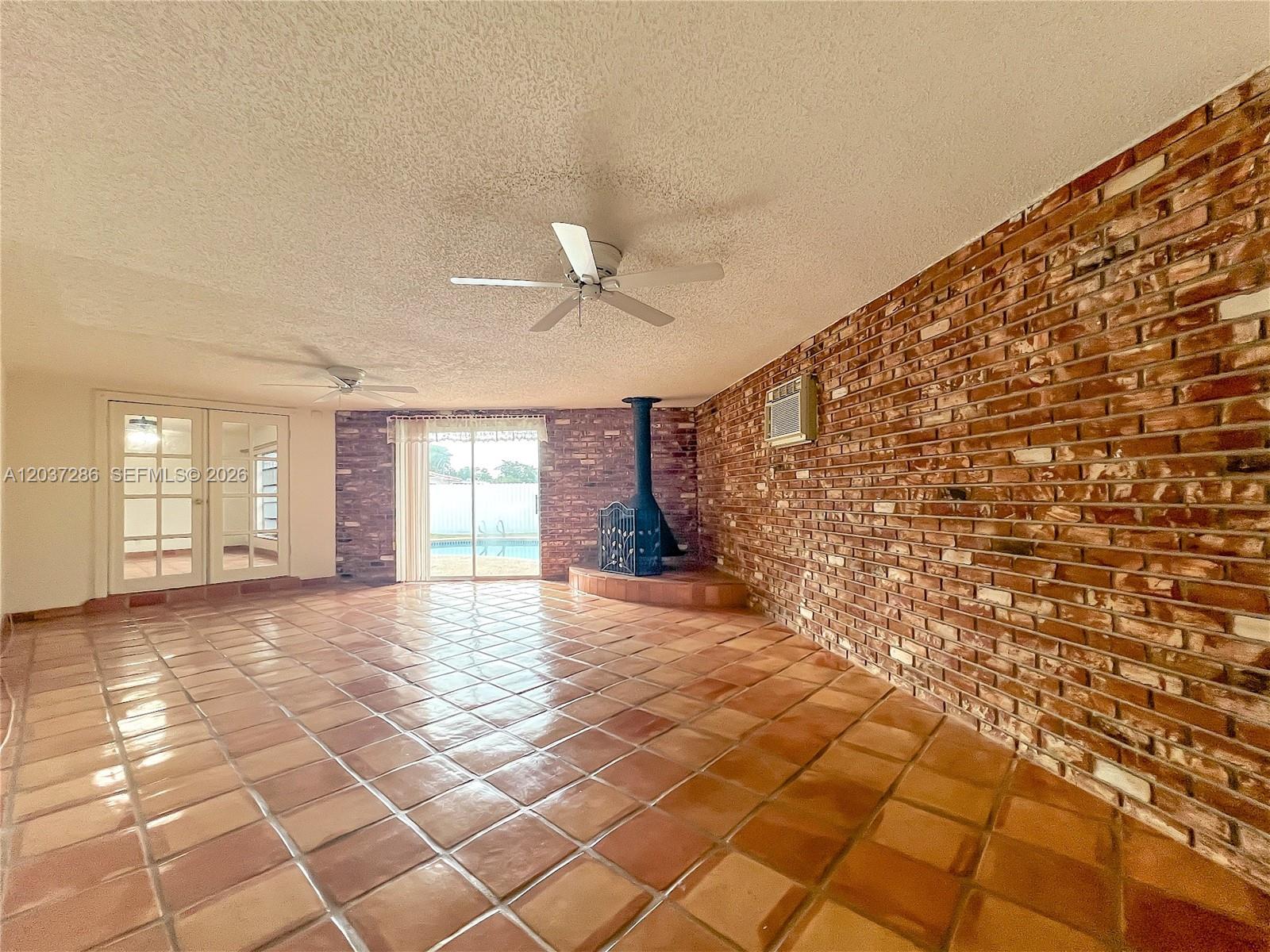 192 SW 62nd Ter