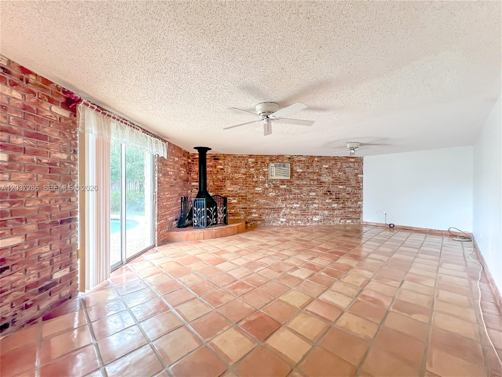 192 SW 62nd Ter