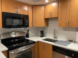 1050 SE 15th St # 202