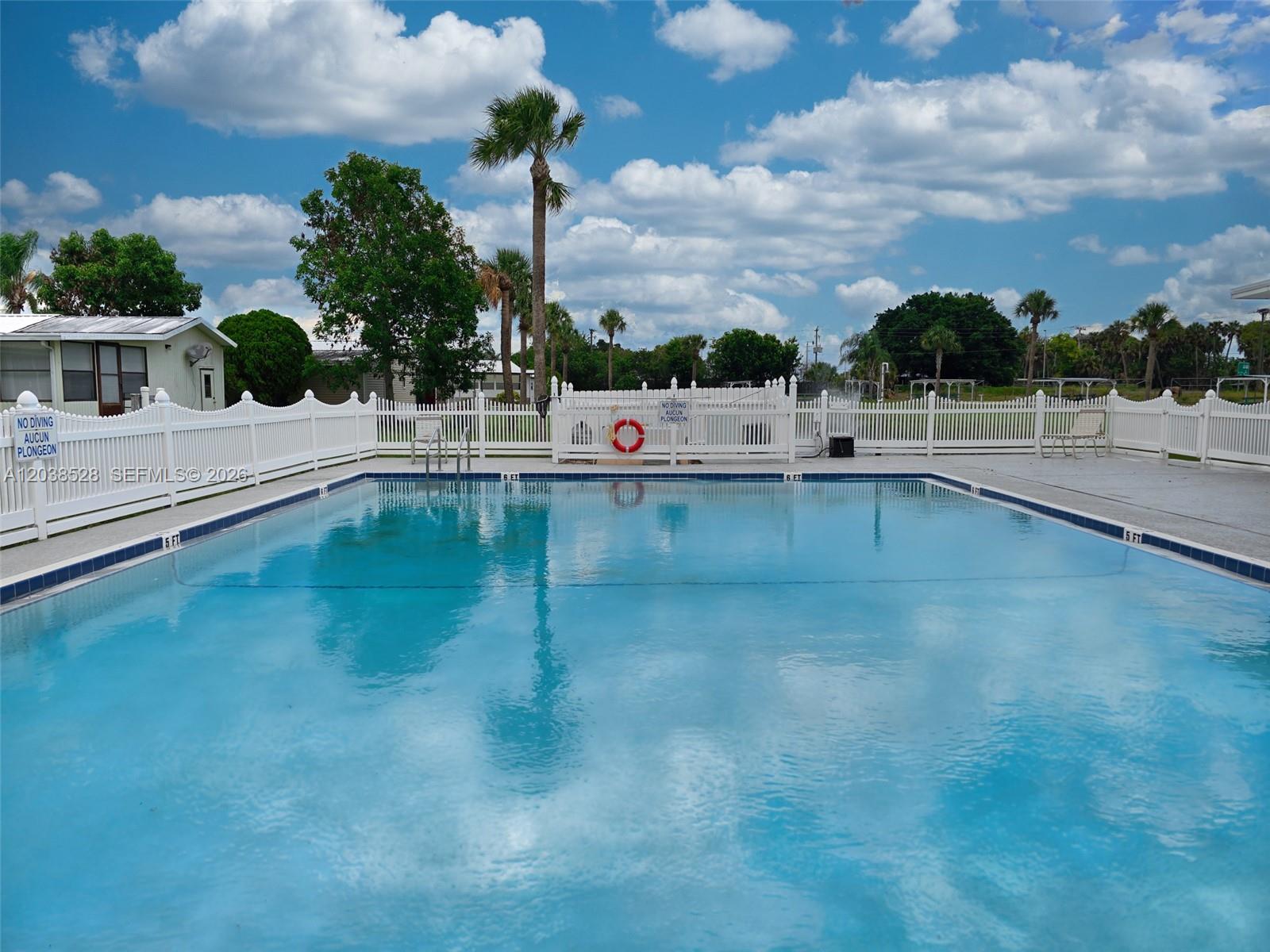 1601 US HWY 441 SE #156